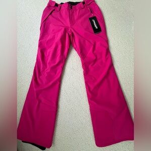 Spyder Women’s Ski Pants
Size Medium
Missing 1 clip